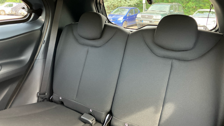 Toyota Aygo X 1.0 VVT-i Edge 5dr Petrol Hatchback